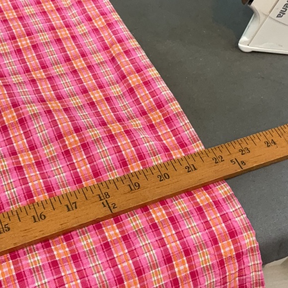 Pink checked fabric - Picture 2 of 3